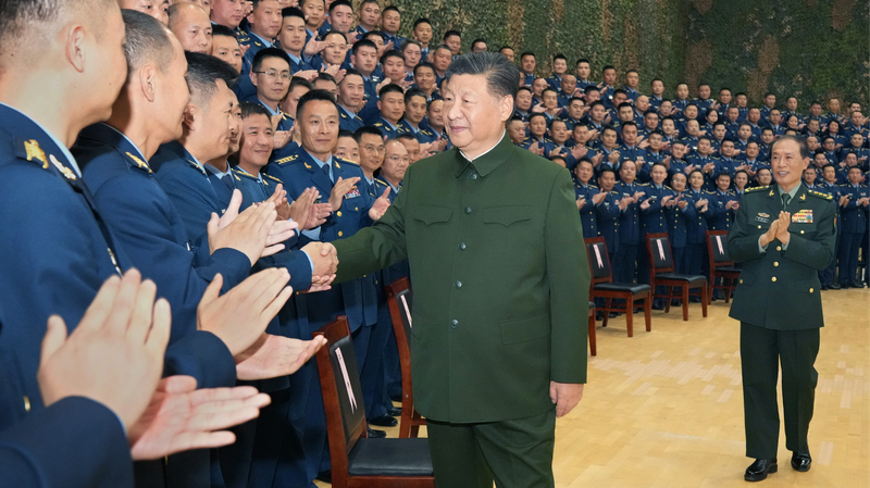 中国ニュース：習近平主席、空降兵の現代化と「新質戦闘力」強化を指示