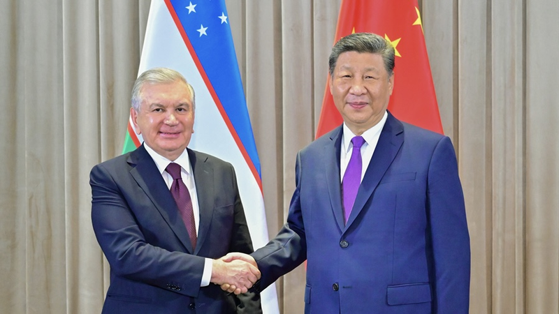 中国・ウズベキスタン首脳会談　貿易強化と中東情勢で連携確認