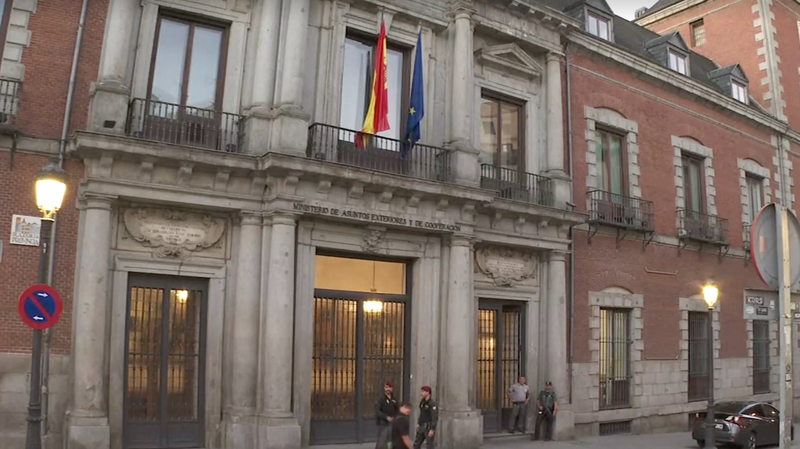 中国・米国の通商協議がマドリードで2日目　何が話し合われているのか video poster