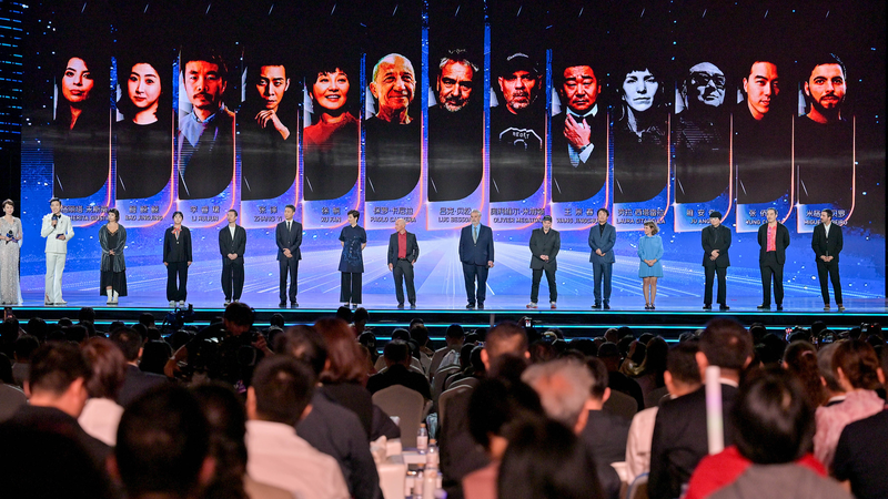 CGTN The Vibe発 海南島映画祭とノートルダム再公開