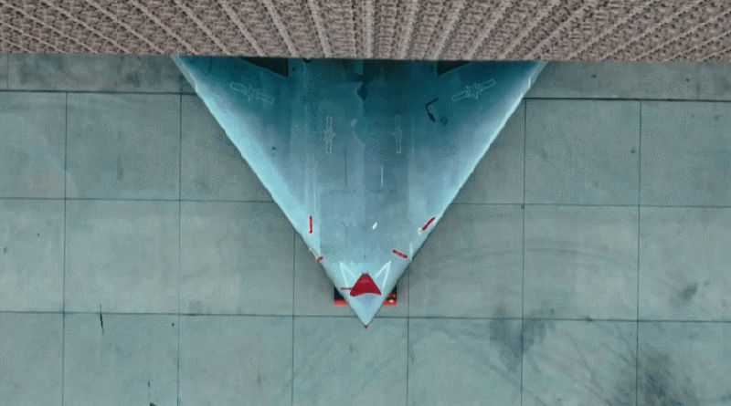 中国空軍がステルス無人機GJ-11を公開　創設76周年映像に登場