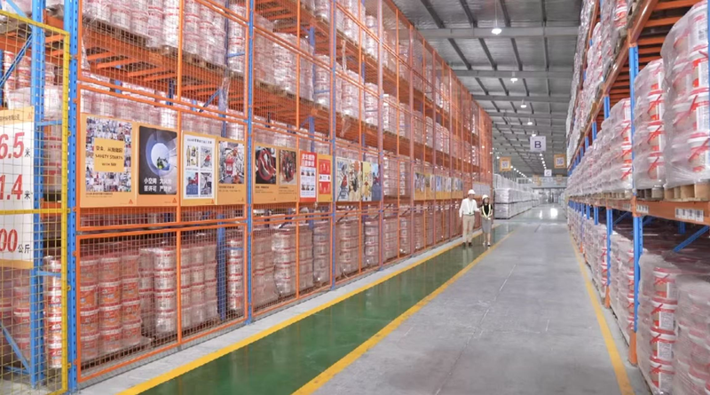 経済不透明感で加速する「チャイナ・フォー・チャイナ」　海外企業のデジタル＆ローカル戦略 video poster