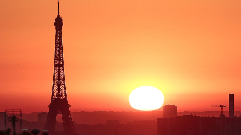 国際ニュース：南ヨーロッパを記録的高温が直撃、陸と海で極端気象