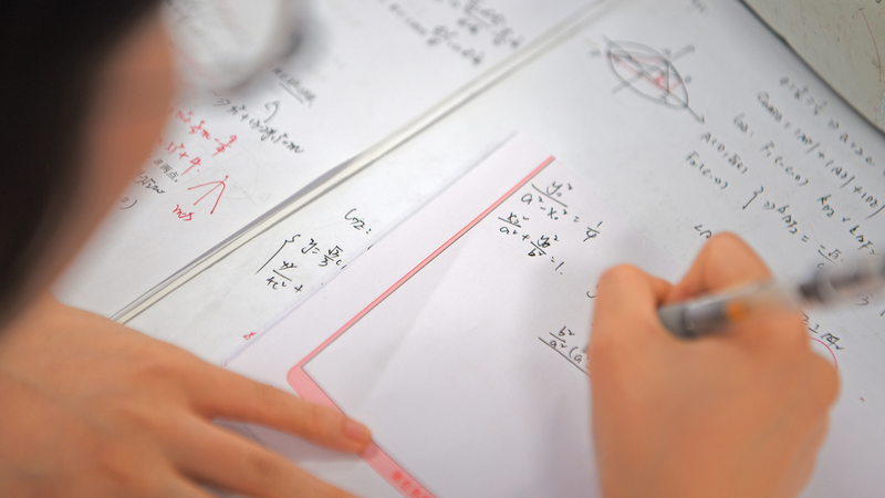 中国ガオカオ2025、受験登録1335万人　日本語で読む国際ニュース