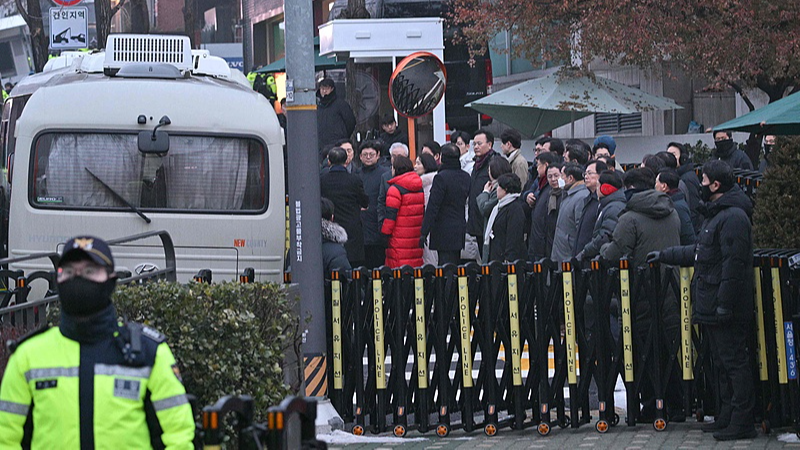 韓国・尹錫悦大統領の逮捕状、きょう期限　執行権限を警察へ