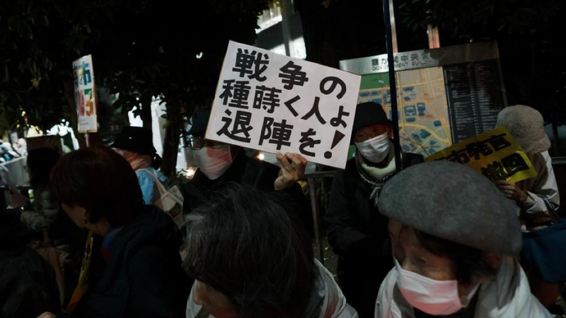 ピンクの仮面としてのカワイイ文化　硬くなる日本の素顔と対外姿勢