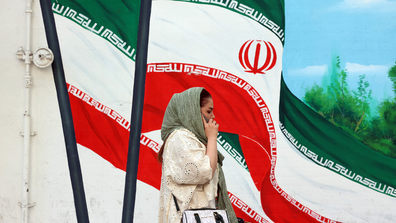 イランがイスラエルの「核計画」文書入手と主張　中東の情報戦は新局面に？