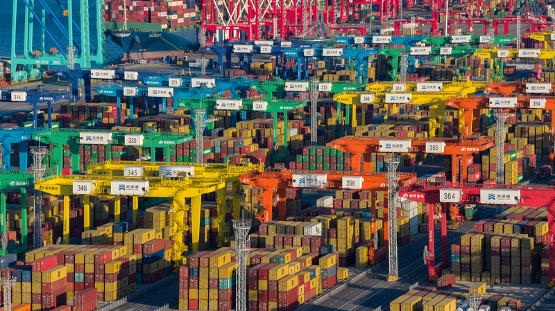 中国本土の11月経済、安定成長続く　工業とサービスがけん引