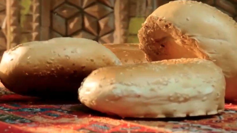 CMG料理シリーズ『三餐四季』第2シーズン、新疆のごちそうで開幕