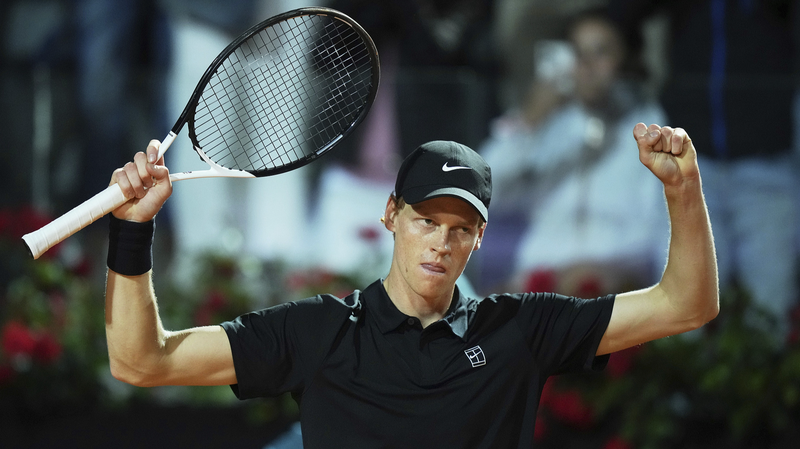 シナーがイタリア国際決勝進出 アルカラスとの頂上決戦へ