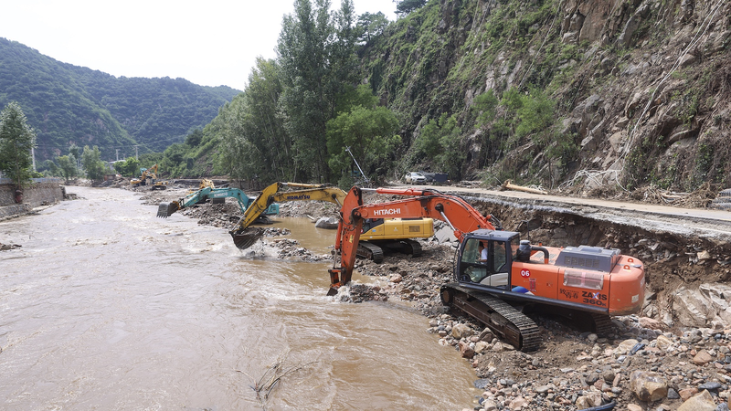 北京で記録的豪雨　土砂災害後の復旧加速、宮城区で物資拠点が稼働