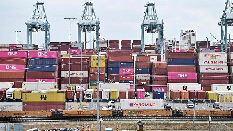 米中がスイスで緊急協議へ　関税ショックで米株市場に不安 video poster