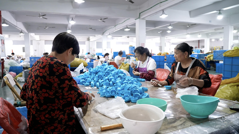 国際ニュース：米国が対中国関税を一時緩和　おもちゃ業界に90日の猶予 video poster