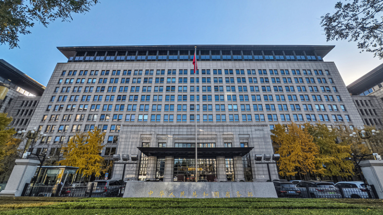 中国、米FCCの「Covered List」ドローン追加に反対　措置撤回を要請