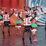 2025年の中国本土テック総括：DeepSeekがAI競争を変え、ロボ活用も現場へ video poster