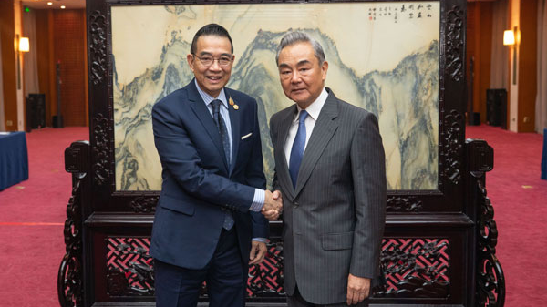 国際ニュース: 王毅外相がタイ・カンボジア対話を支持　信頼再構築へ