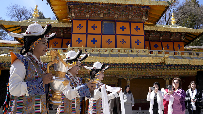 香港とXizangを結ぶ初の航空便が就航　文化と観光つなぐ新ルート