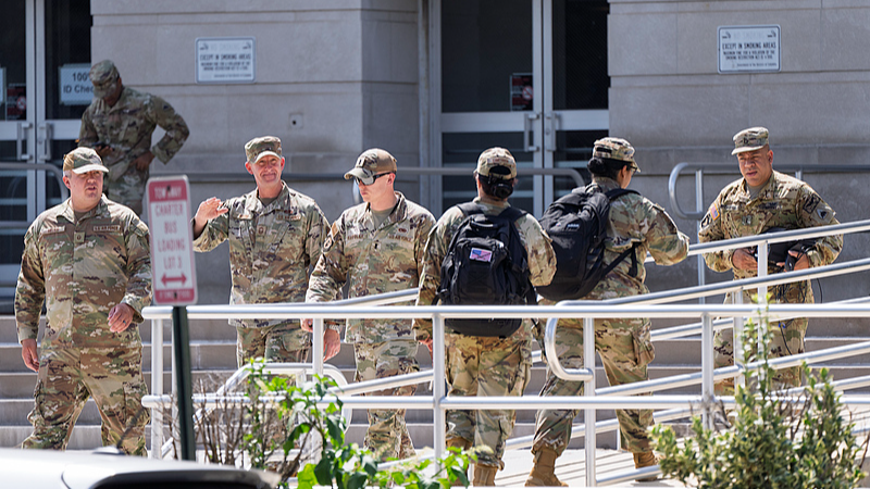 トランプ米大統領、首都にナショナルガード派遣　犯罪対策は政治ショーか