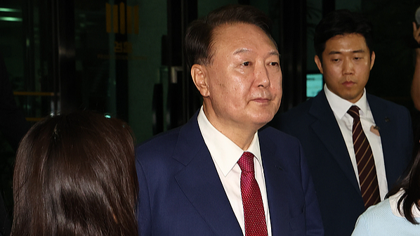 韓国ユン前大統領の戒厳令疑惑　特別検察がドローン司令部を捜索