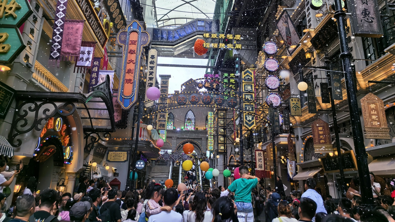 上海ロマンスパークで味わう、上海の過去と現在