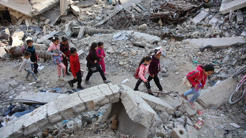 ガザとレバノンで空爆続く 子ども含む多数死亡