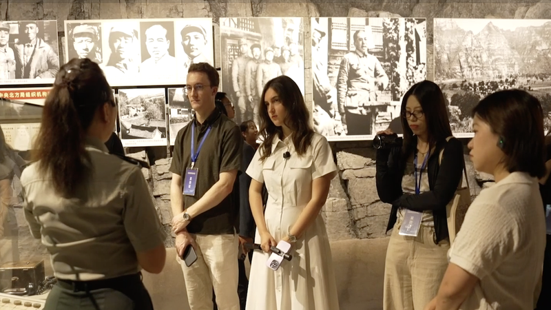 中国のレッドツアー：革命の記憶をたどる4日間の旅 video poster