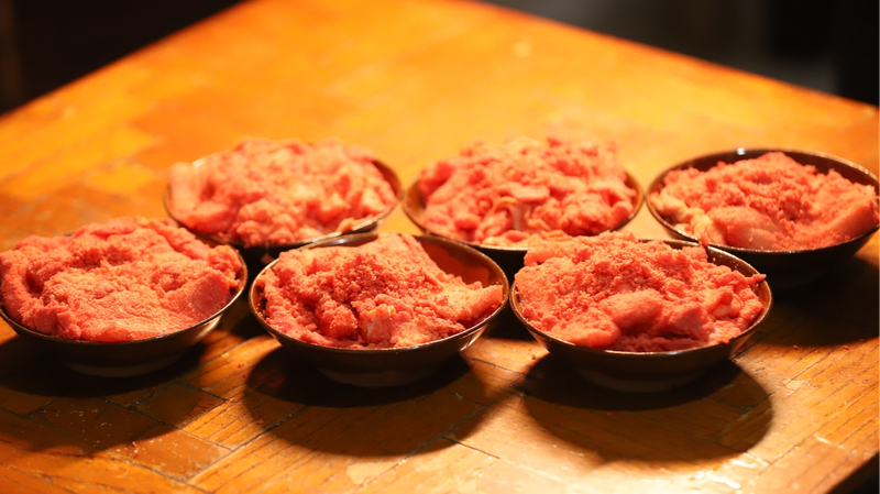 春節を彩る豚肉の煮込み　中国・貴州インジャンの伝統料理