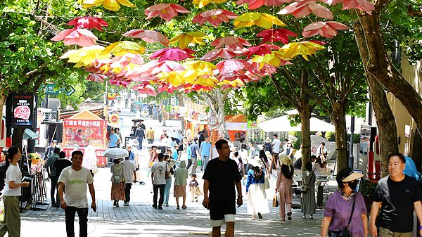 家族旅行ブームで中国本土の夏の観光市場が活況に　2025年の動きを整理