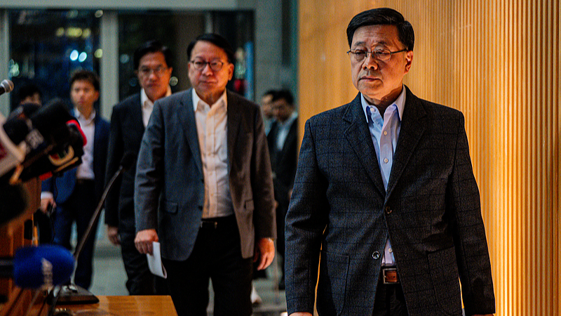 香港・大埔住宅火災で128人死亡　香港政府が3日間の服喪期間を実施