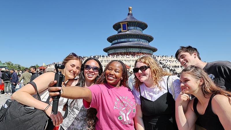 中国のビザ免除入国が48.3％増　2025年Q3に724万件超