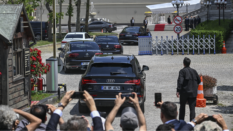 ウクライナとロシアがイスタンブールで和平協議再開　攻撃激化の中で