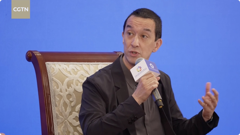 デジタル技術がひらく美術館とコラボの未来 北京のアーティストが語る video poster