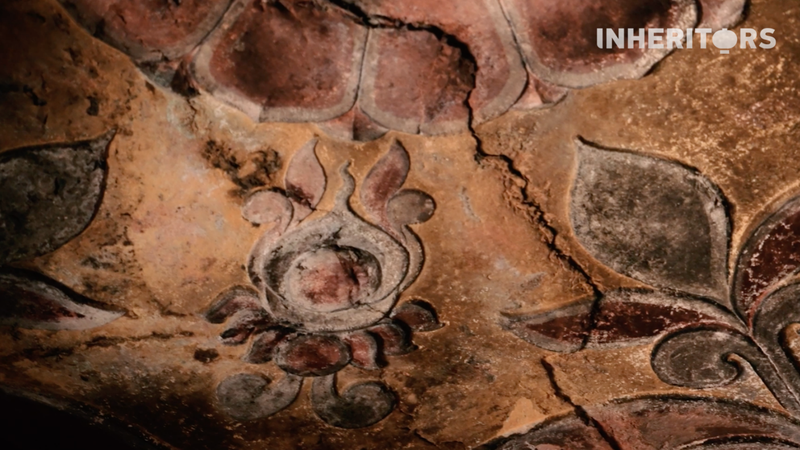 響堂山石窟に咲く蓮華文様　南北朝時代の仏教美術を読む