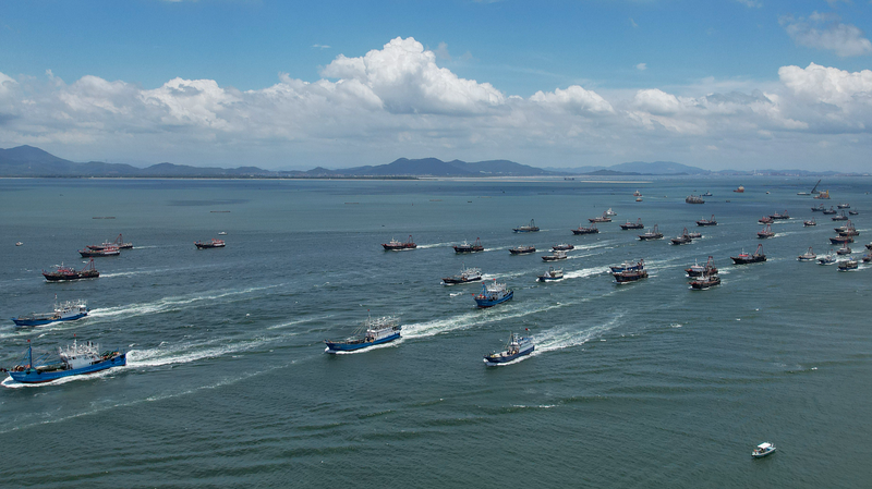 中国の南シナ海主権と「平和の海」構想　新報告書を日本語で読む