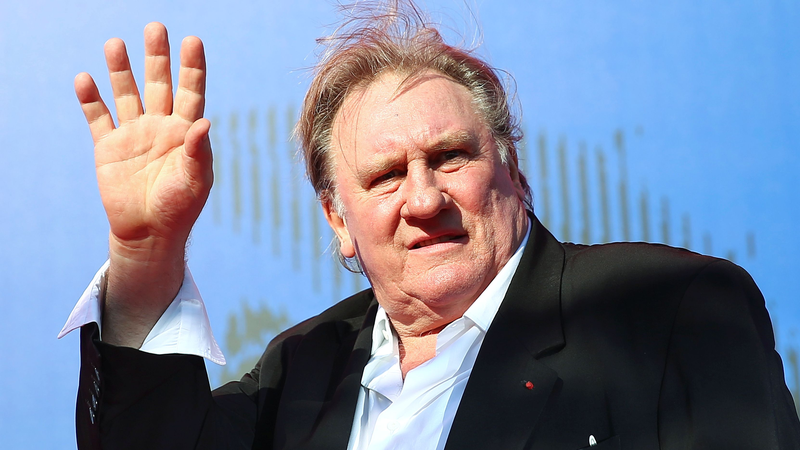 仏俳優ジェラール・ドパルデュー、性的暴行疑惑で初公判 パリで審理開始