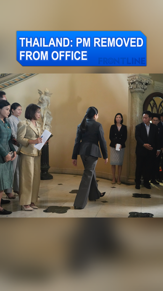 タイ憲法裁がペートンターン首相を罷免　流出電話で何が起きる？ video poster
