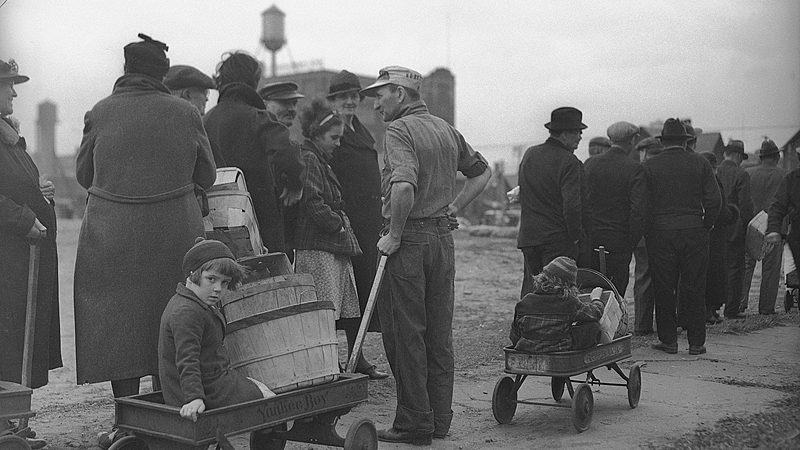 アメリカ関税は誰を傷つける？トランプ新関税と3つの歴史的教訓