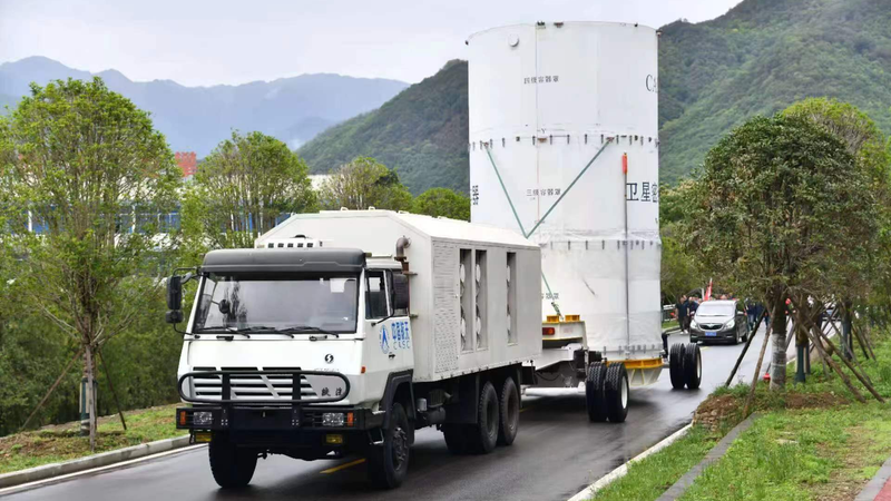 中国の天問2号探査機、打ち上げへ向け発射場に移動　来年5月末打ち上げ計画