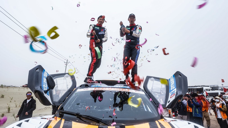 タクラマカンラリー2025 新疆で国際モータースポーツ参加者が絶賛 video poster