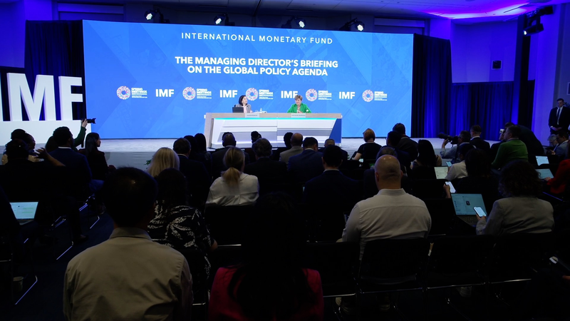 IMF専務理事「中国の政策支援が貿易摩擦の影響を和らげている」 video poster