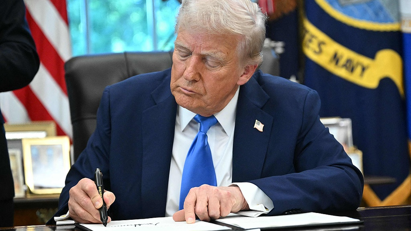 トランプ米大統領のH-1Bビザ10万ドル追加料を巡り、労組などが提訴