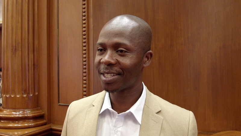 「どの文化も周縁ではない」ITI理事が北京で語った演劇と調和 video poster