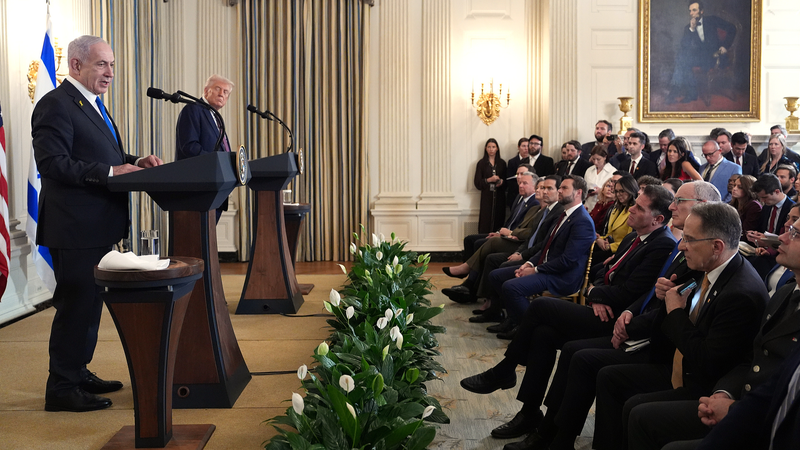 トランプ米大統領、ガザ和平案に3〜4日の期限　ハマスは圧力と葛藤