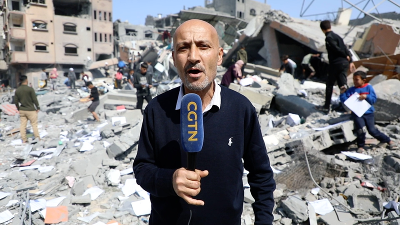 ガザでイスラエル空爆、400人超死亡　燃料不足で救助停滞する人道危機 video poster