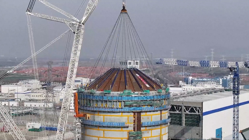 中国・海陽原発3号機で巨大鋼鉄ドーム据え付け完了　2027年の本格稼働へ video poster