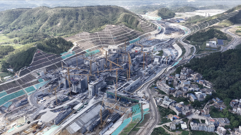 ピンルー運河に世界最大級の省水型船閘　中国西部と海を結ぶ新水路