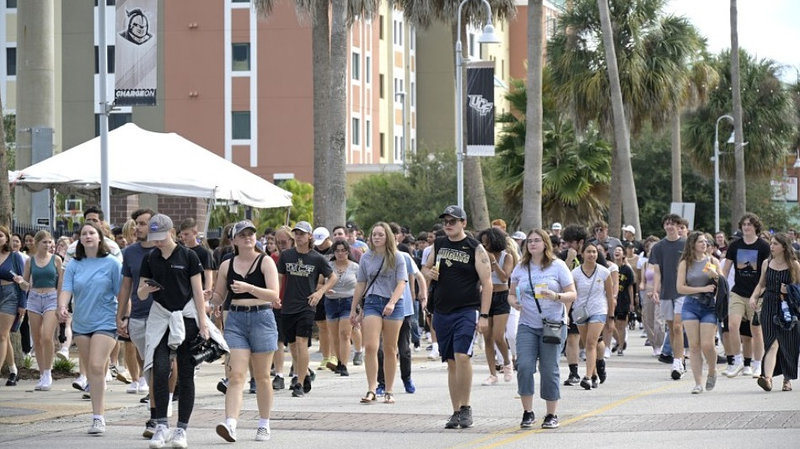 米国が中国人留学生へのビザ制限を発表　大学・学生への影響は？