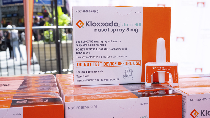 トランプ次期大統領陣営、IT大手とオンライン薬物販売対策で協議へ