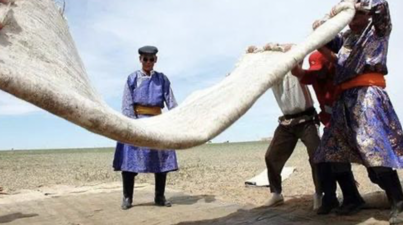 キルギスと内モンゴルのフェルト文化：ユネスコ無形文化遺産が語る物語