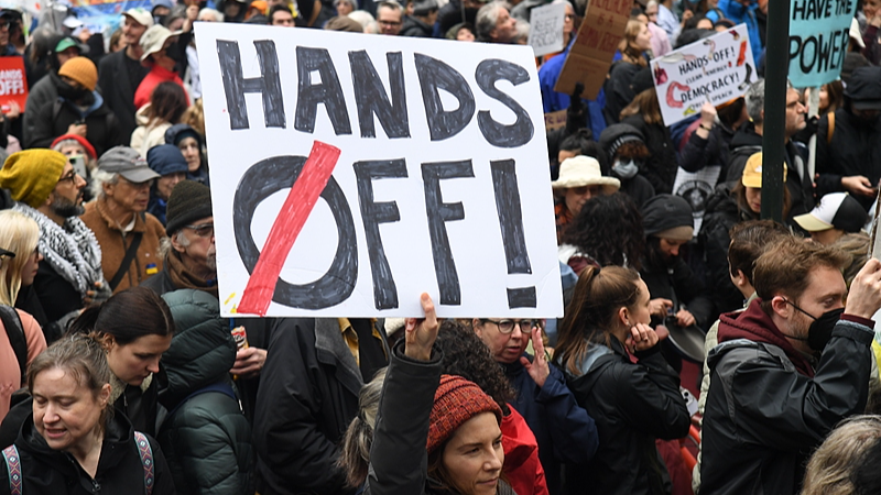 米中貿易摩擦と「米国不可欠」神話　世界経済は米国なしで回るのか